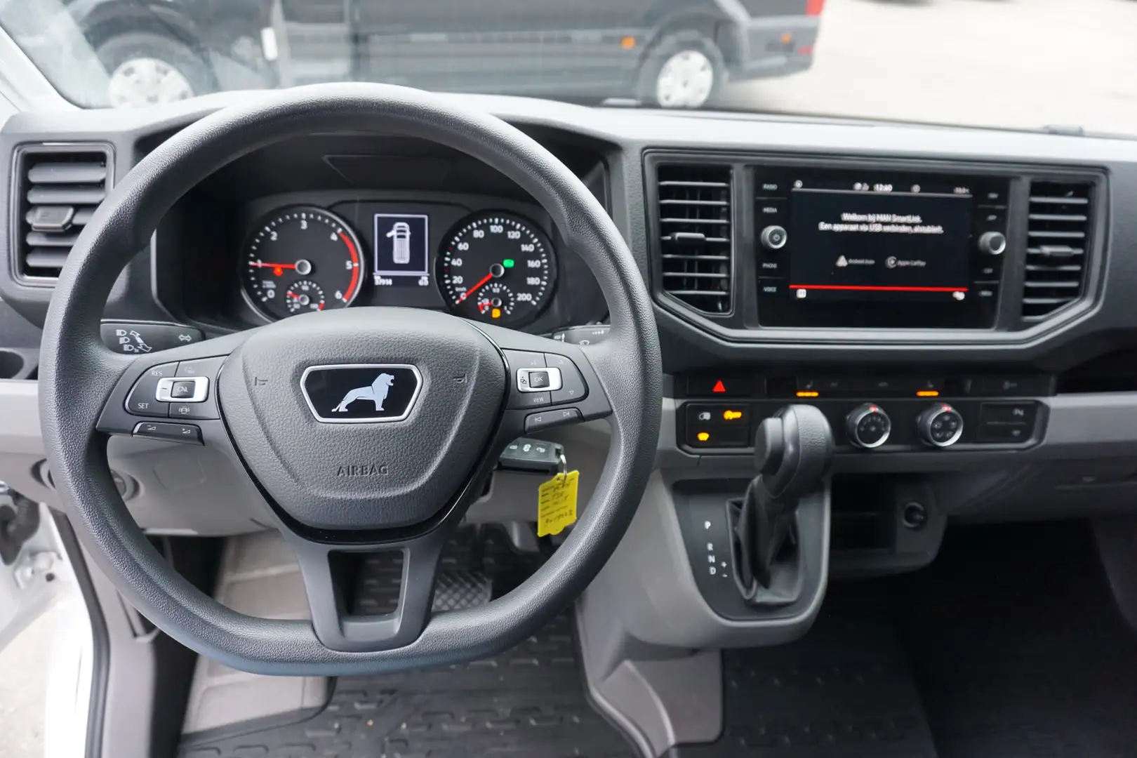 MAN TGE 160pk RWD Automaat L4H3/L3H2 Trekhaak Apple Carpla Blanc - 2