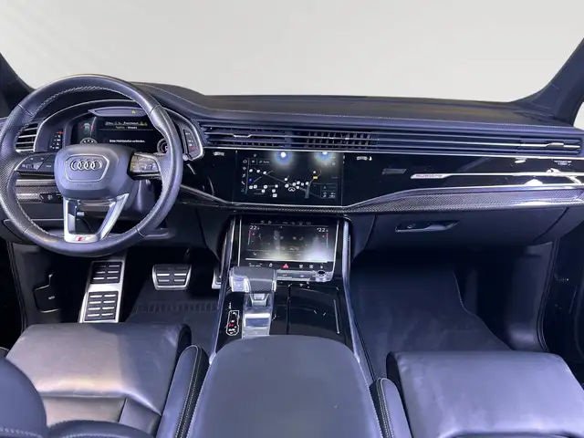 Audi SQ7 view 7