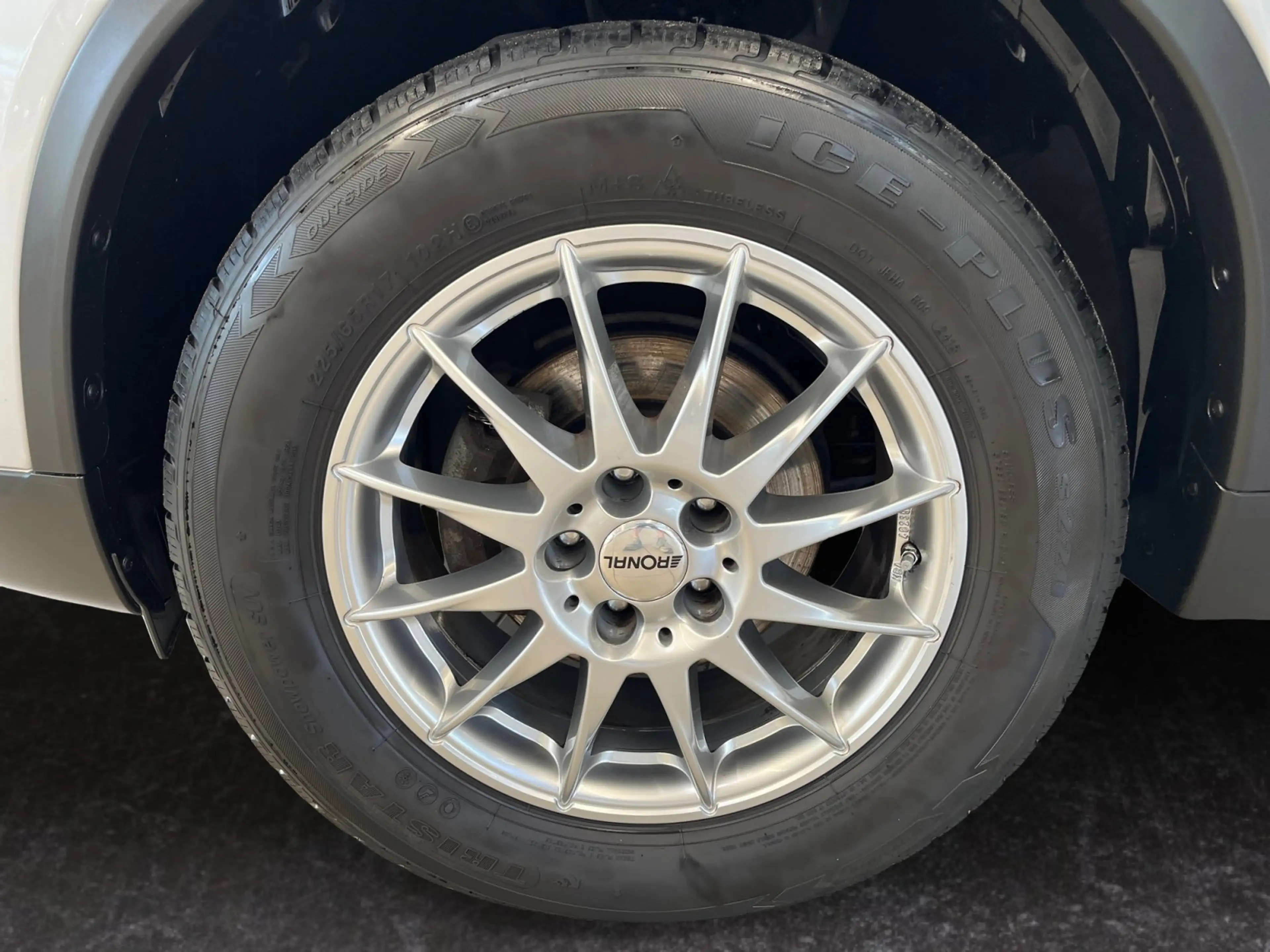 Nissan X-Trail Acenta 1.6dCi 2xKlimaA Fernlichtassistent — photo 15