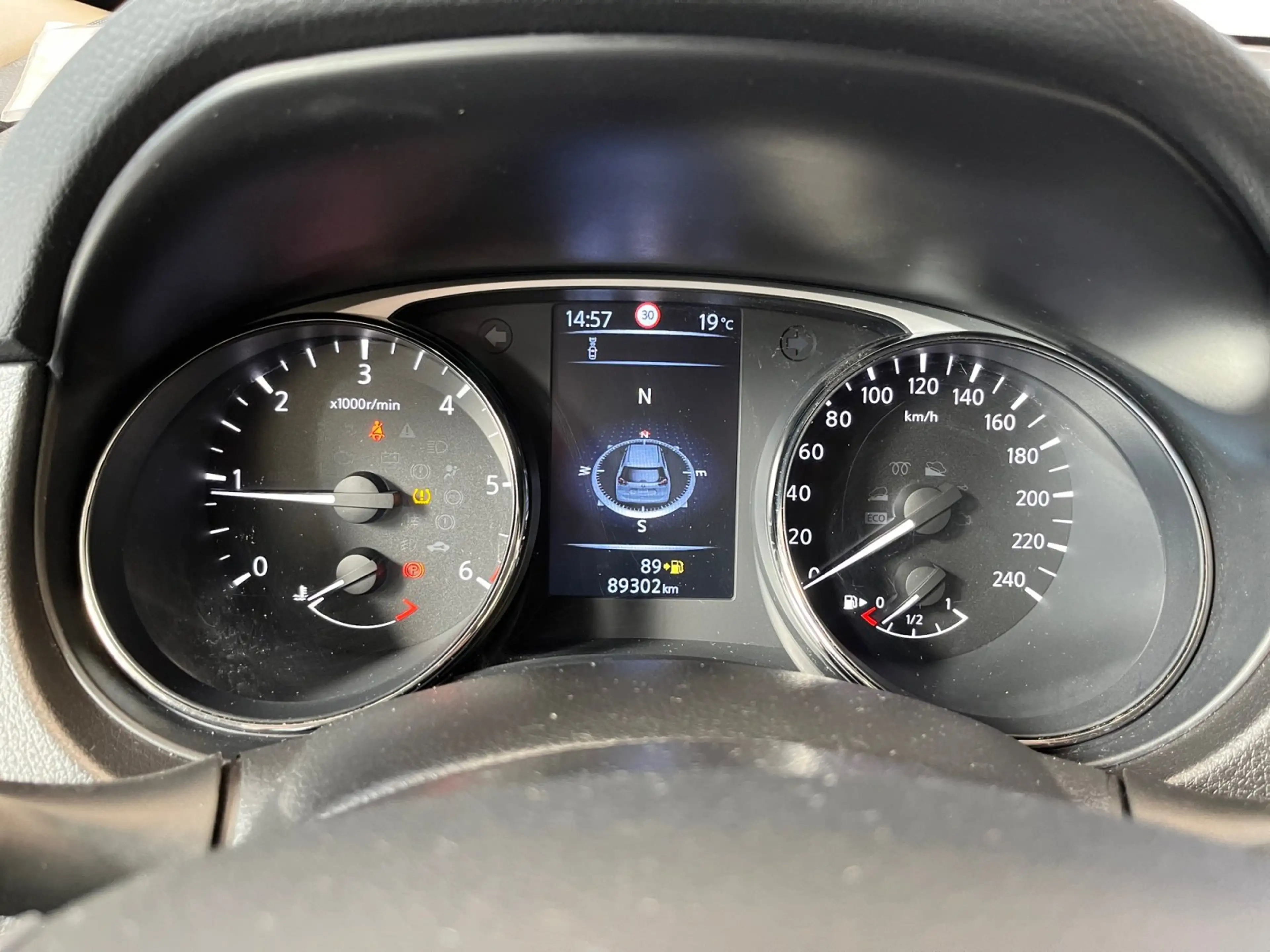 Nissan X-Trail Acenta 1.6dCi 2xKlimaA Fernlichtassistent — photo 12