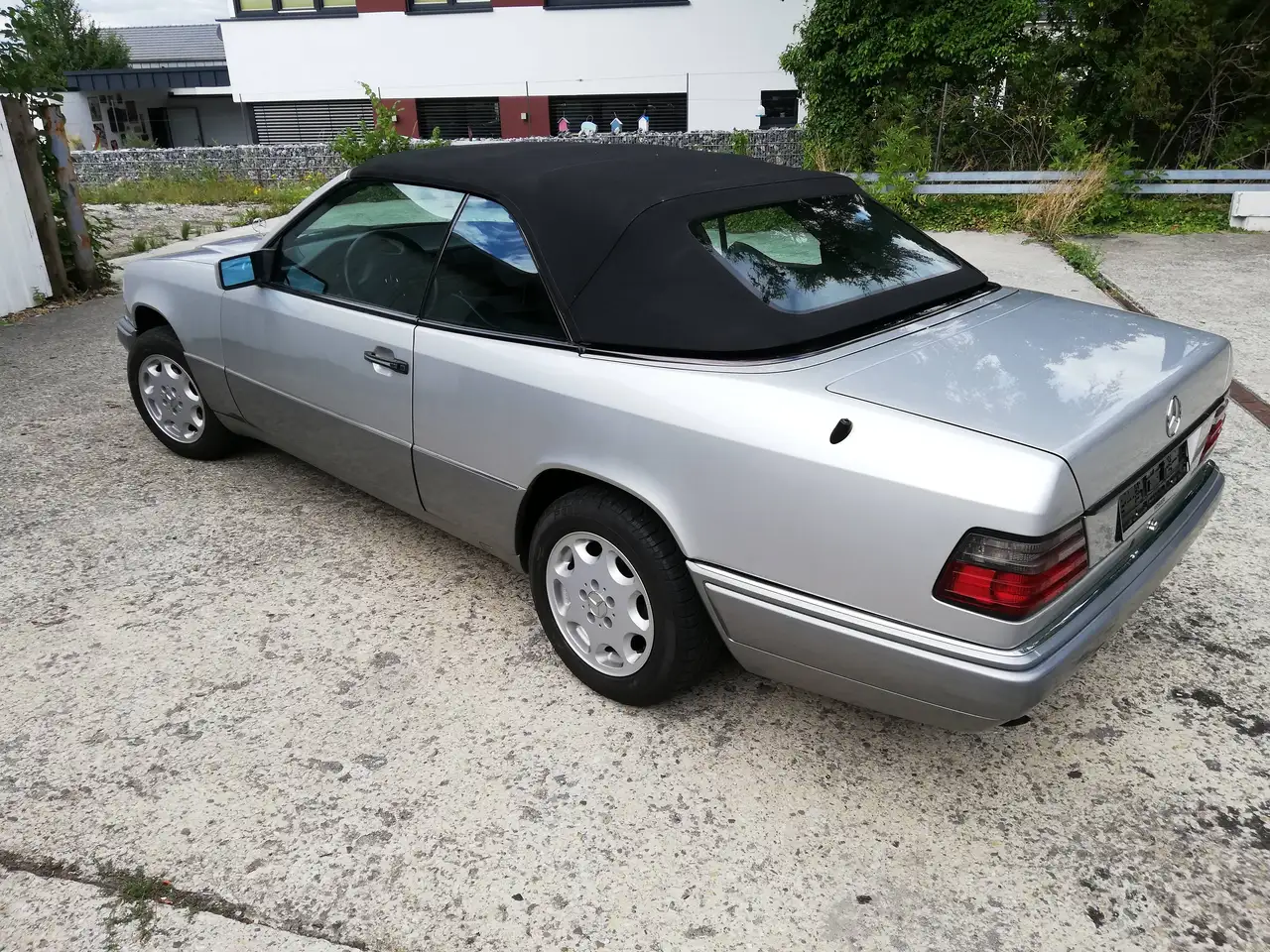Mercedes-Benz E 200/ Oldtimer - Zulassung, foto 12
