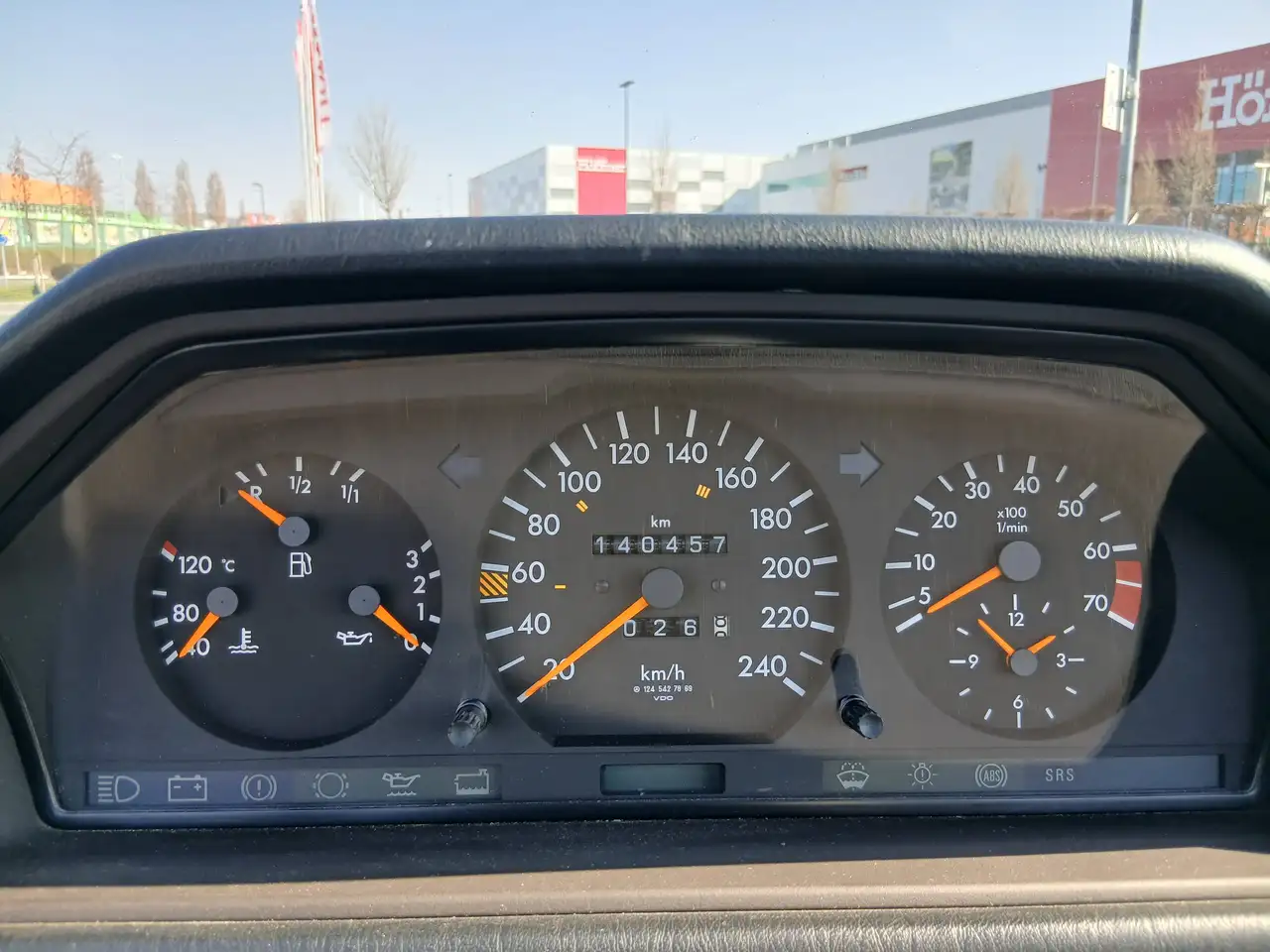 Mercedes-Benz E 200/ Oldtimer - Zulassung, foto 8