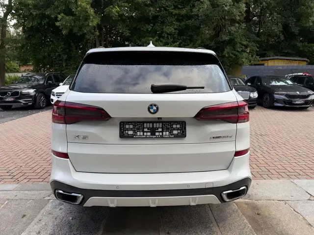 BMW X5 view 7