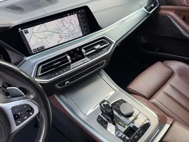 BMW X5 view 14