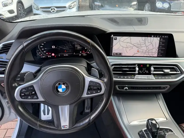 BMW X5 view 13