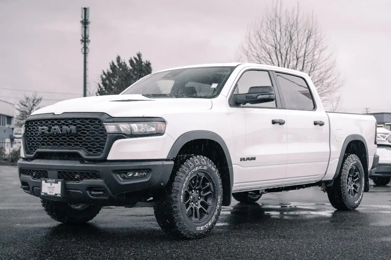 RAM 1500 снимка RAM 1500