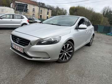 V40 2.0 D4 Summum Geartronic