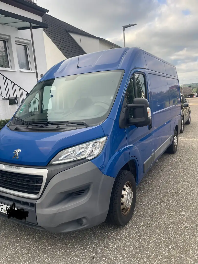 Peugeot Boxer 330 L2H2 Komfort BlueHDi 130 Blau - 2