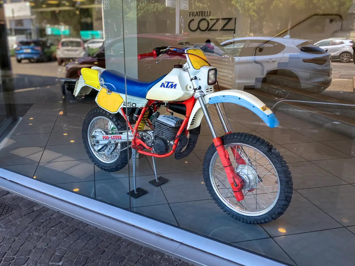 KTM 250 GS Alb - 2