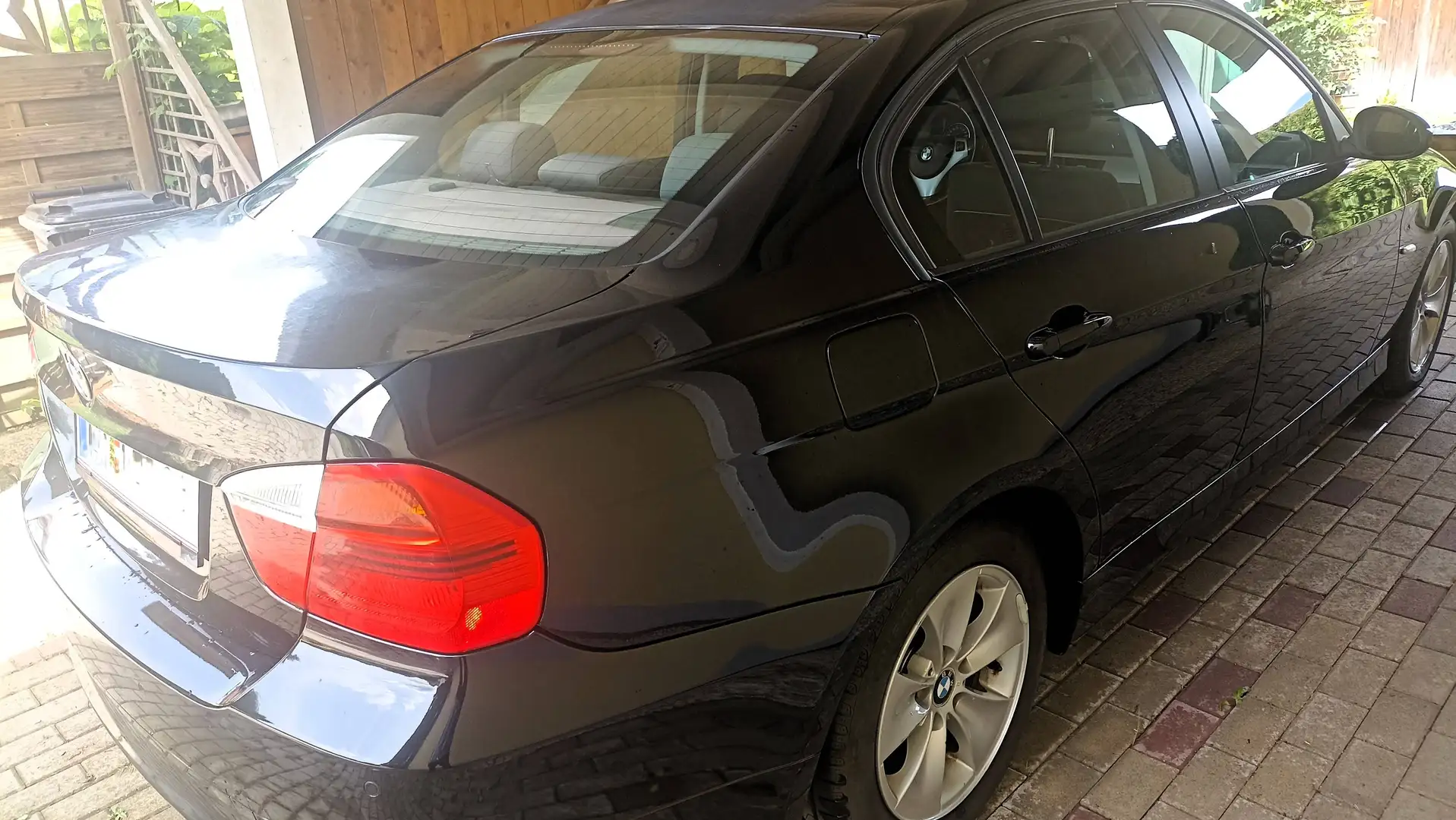 BMW 318 318d Österreich-Paket Österreich-Paket Schwarz - 1