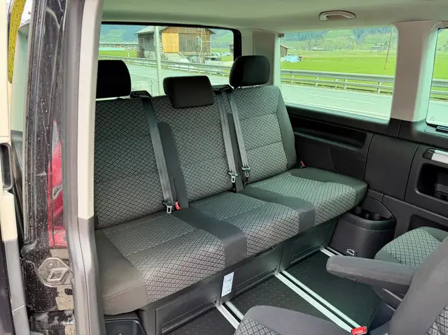 Volkswagen T6.1 Multivan Trendline 4MOTION DSG 18zoll Ansicht 19