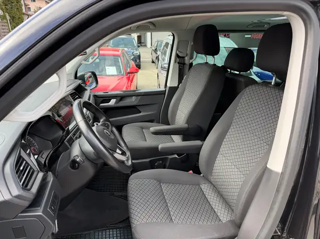 Volkswagen T6.1 Multivan Trendline 4MOTION DSG 18zoll Ansicht 26