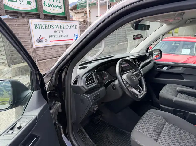 Volkswagen T6.1 Multivan Trendline 4MOTION DSG 18zoll Ansicht 25