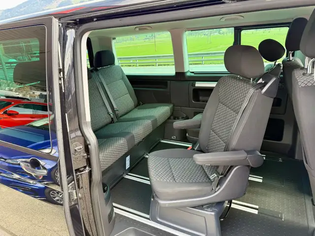 Volkswagen T6.1 Multivan Trendline 4MOTION DSG 18zoll Ansicht 18