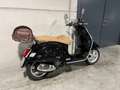 Vespa GTS 300 vespa met bagagekoffer in prachtstaat - thumbnail 3