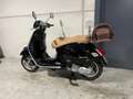 Vespa GTS 300 vespa met bagagekoffer in prachtstaat - thumbnail 4