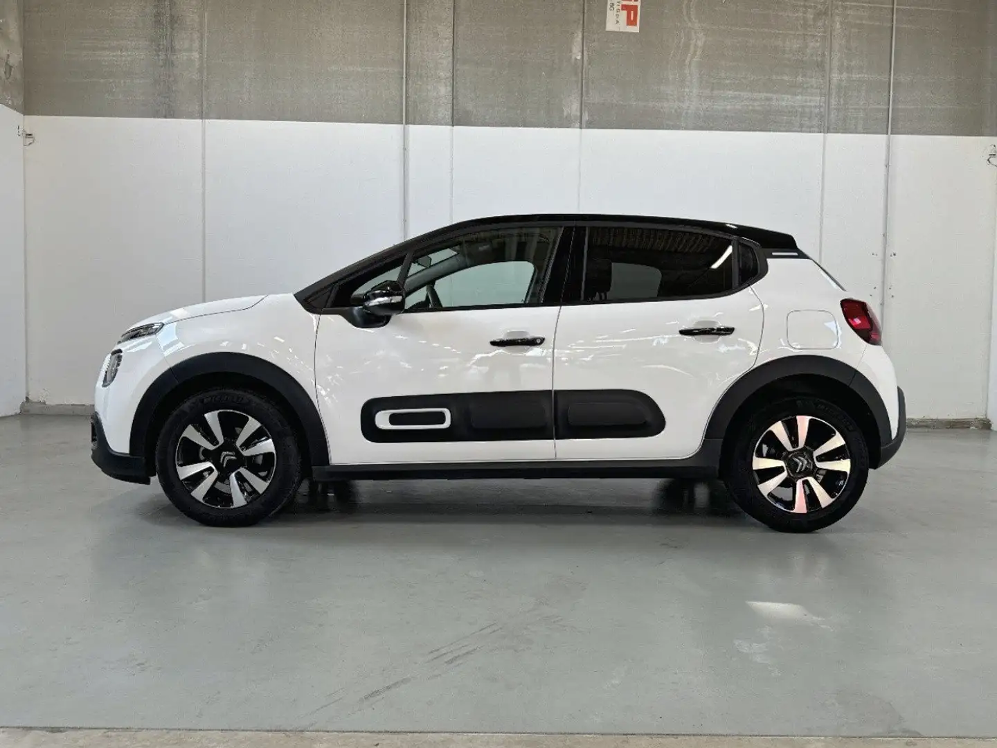 Citroen C3 PureTech 110 S&S Shine EAT6 Bianco - 2