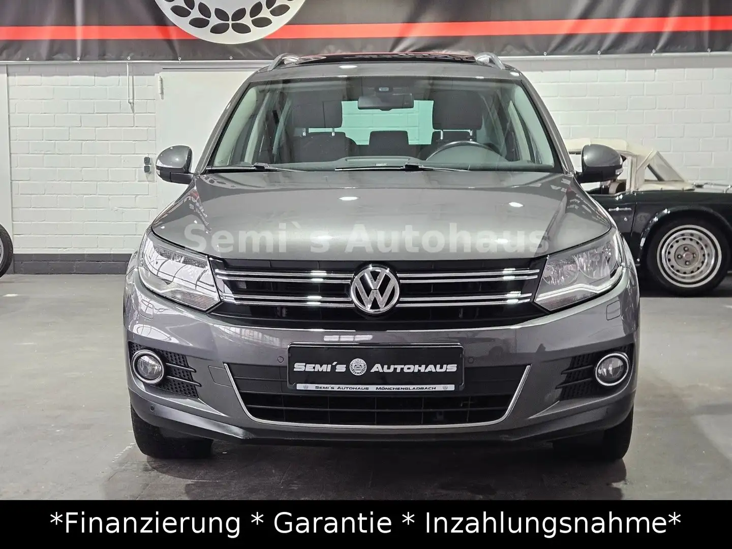 Volkswagen Tiguan Cup Sport & Style BMT|PANO|1.Hand| Gris - 2