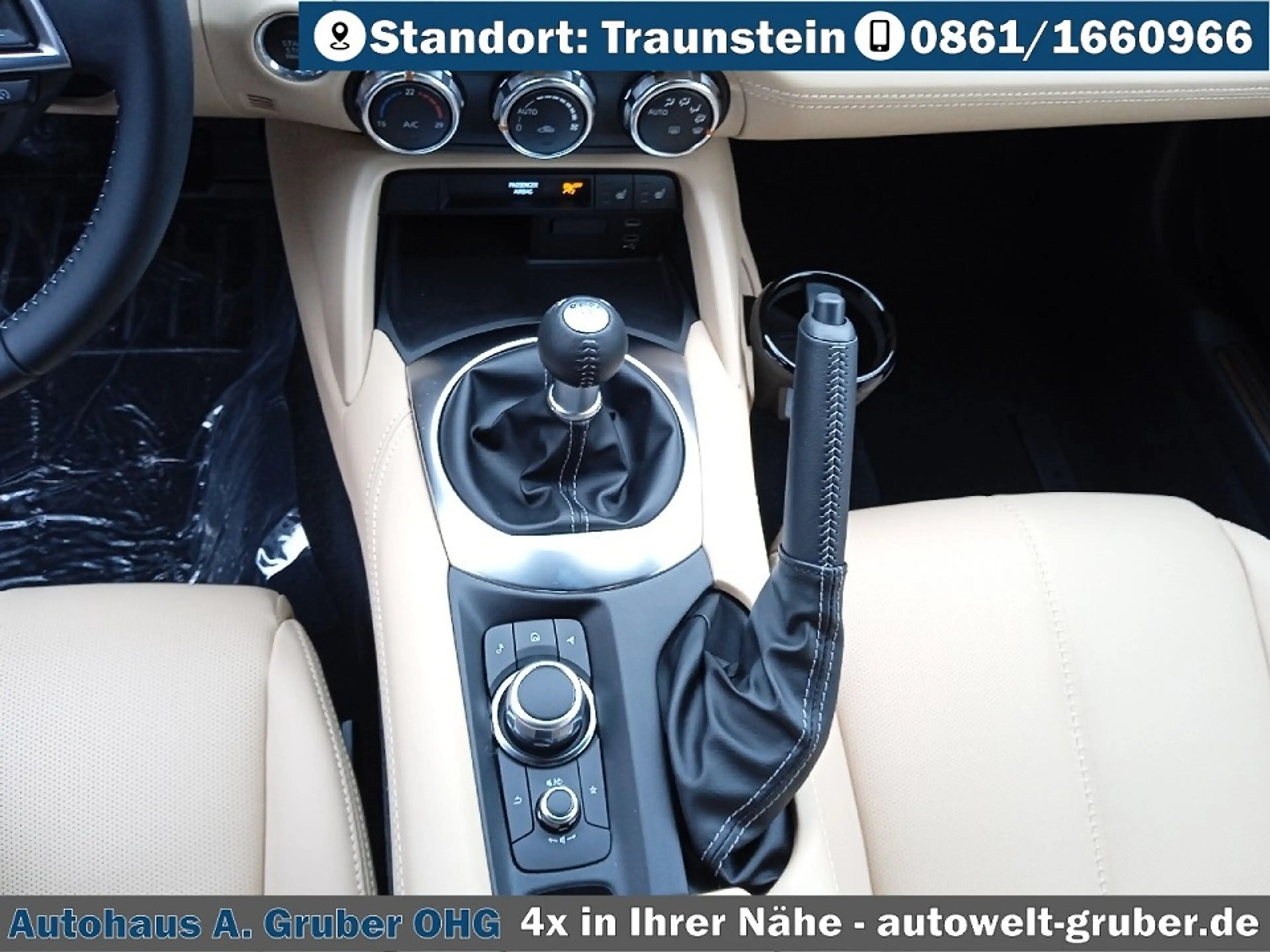 Mazda MX-5 Roadster SKYACTIV-G Kazari — photo 15