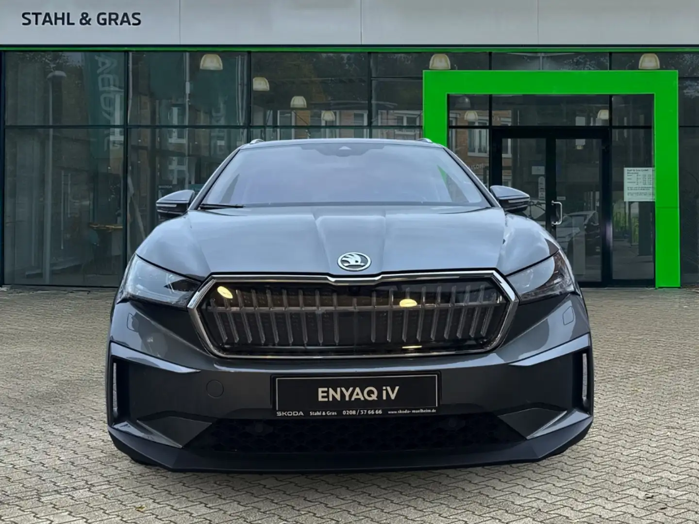 Skoda Enyaq 80 x Suite HUD AD AHK-klappbar El. Panodach Navi L Gris - 2