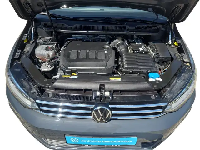 Volkswagen Touran view 12