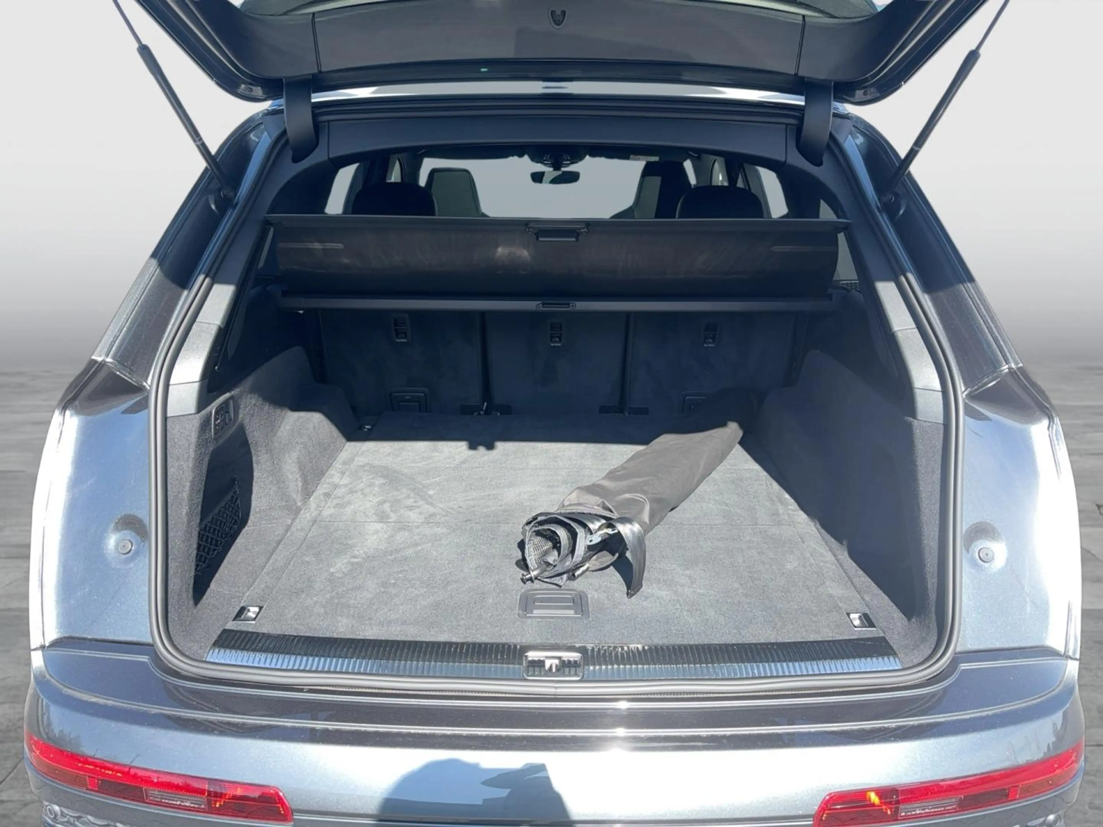 Audi SQ7 SQ7 TFSI HD MLED HuD Pano StHZ Optik B&O AHK — photo 13