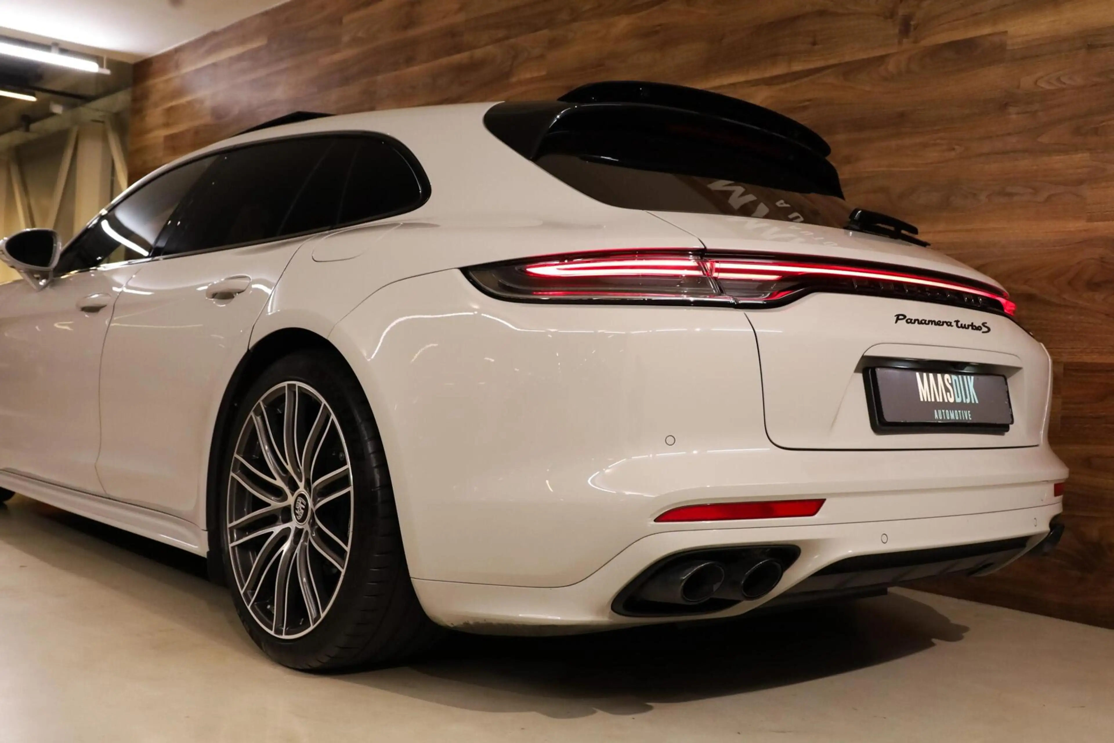 Porsche Panamera Sport Turismo 4.0 Turbo S E-Hybrid|Keramisch| — photo 33