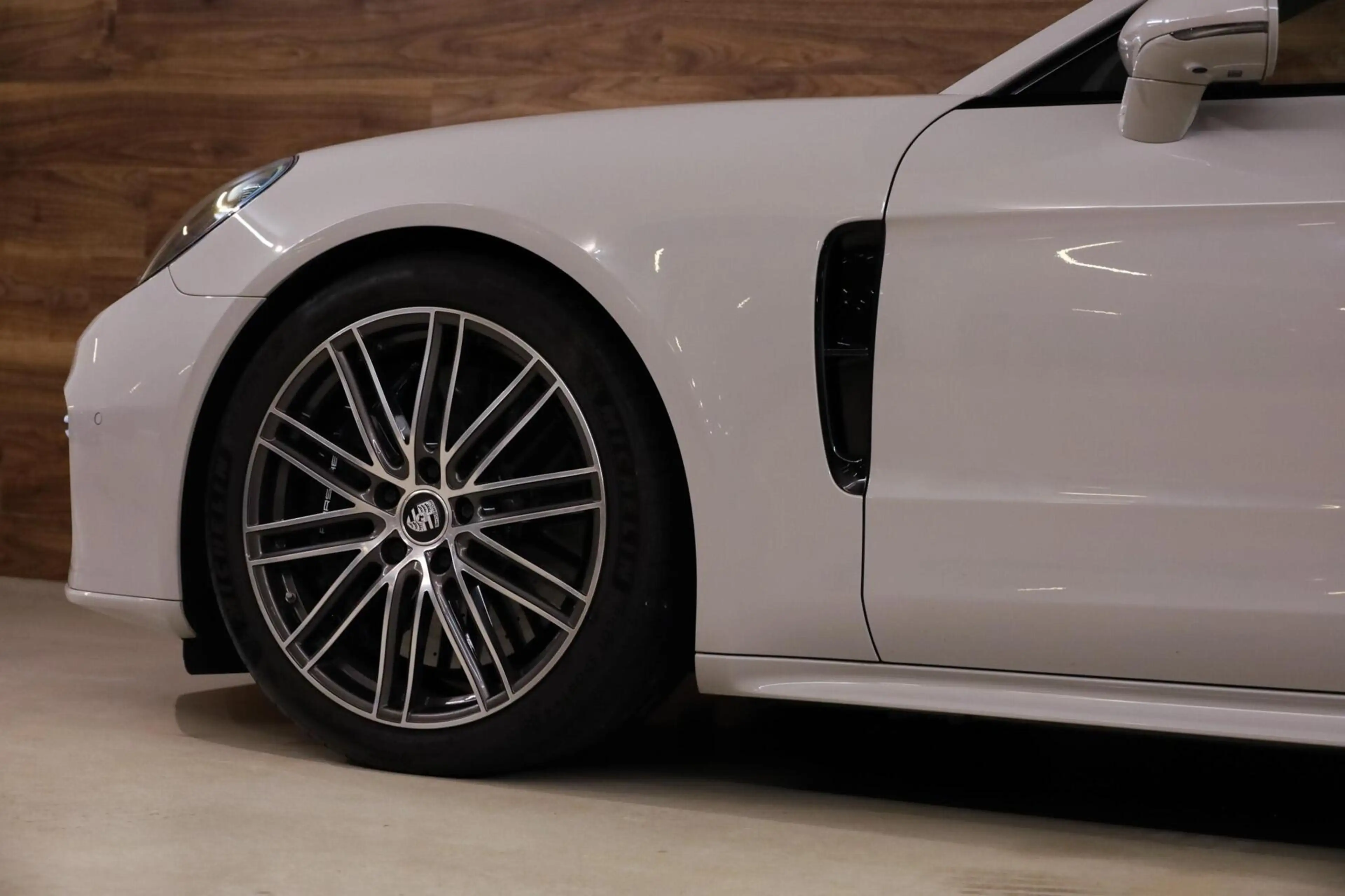 Porsche Panamera Sport Turismo 4.0 Turbo S E-Hybrid|Keramisch| — photo 29