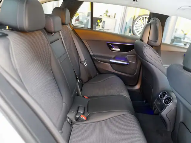 Mercedes-Benz C-Class view 14