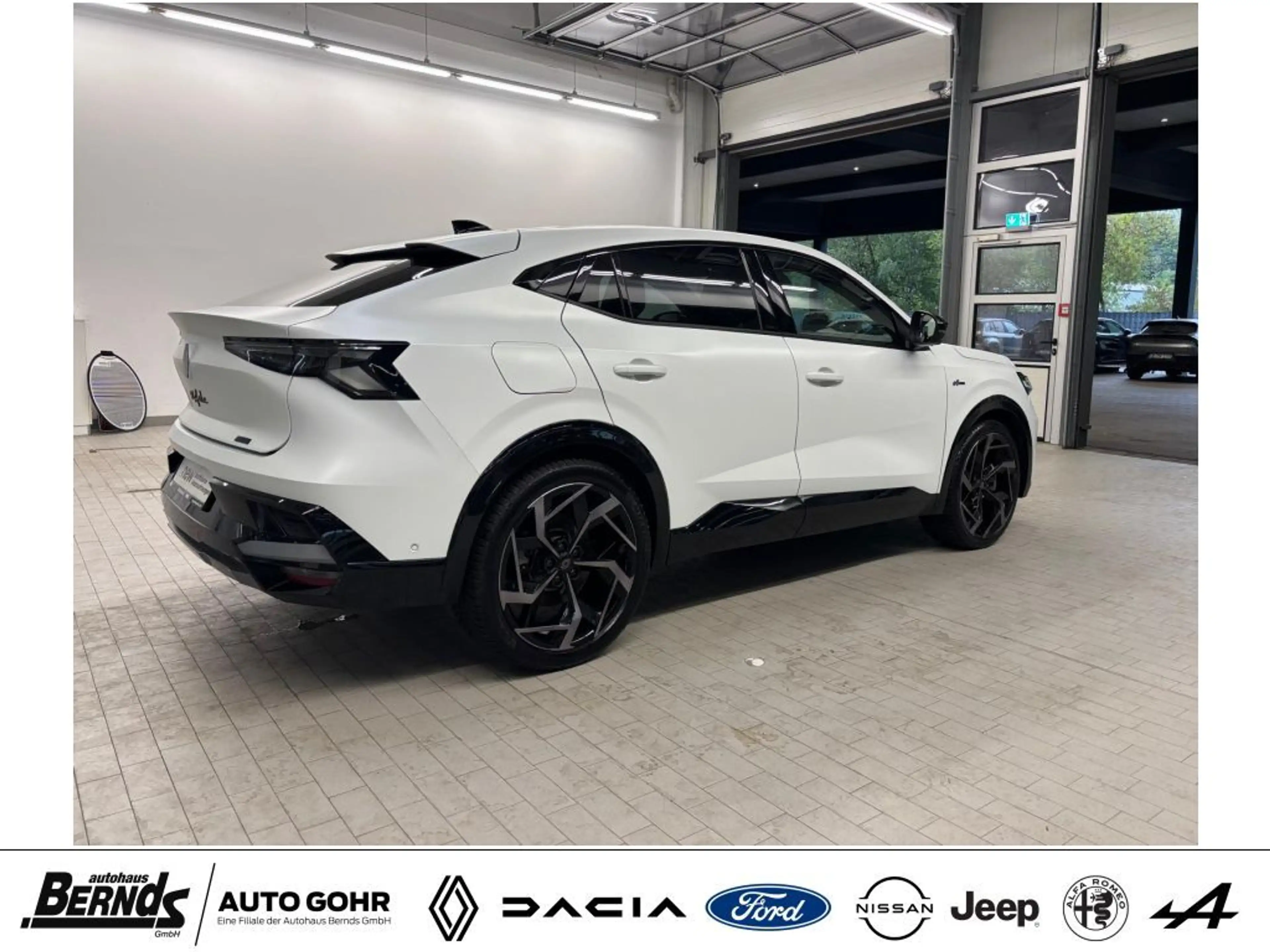 Renault Rafale Hyper 300 4x4 Atelier Alpine Pano Matrix H&K Navi — photo 6
