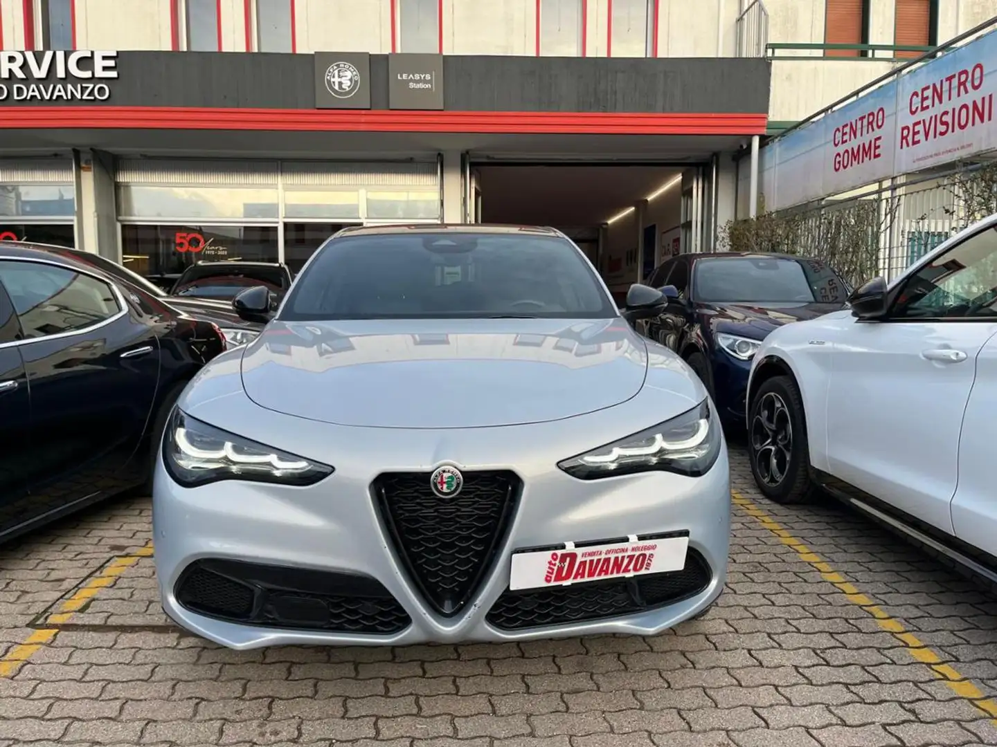 Alfa Romeo Stelvio 2.0 Turbo 280 CV AT8 Q4 Veloce Bianco - 2