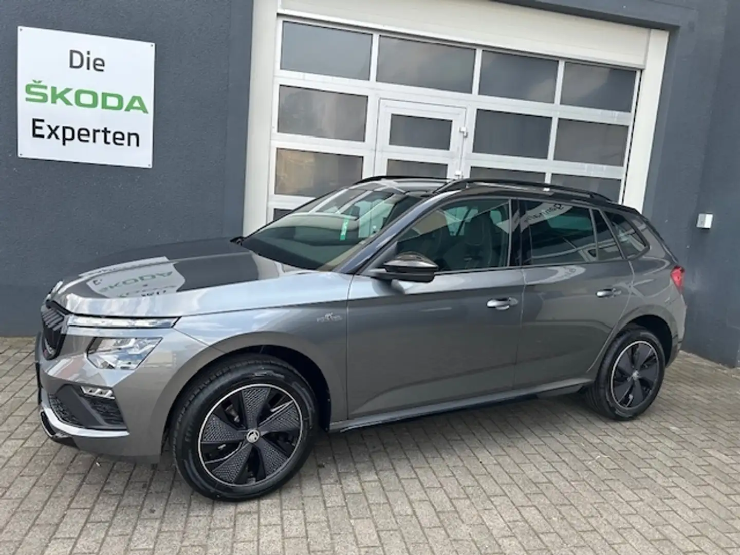 Skoda Kamiq 1.5 TSI DSG MATRIX;KAMERA;PANODACH;SHZ Grau - 2