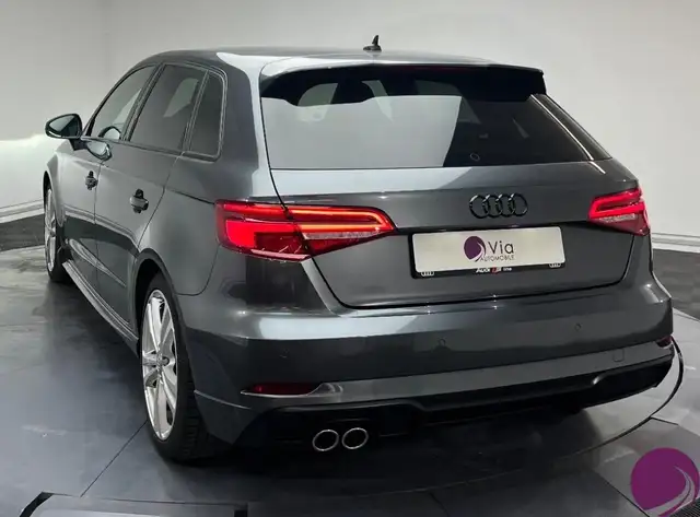 Audi A3 view 5