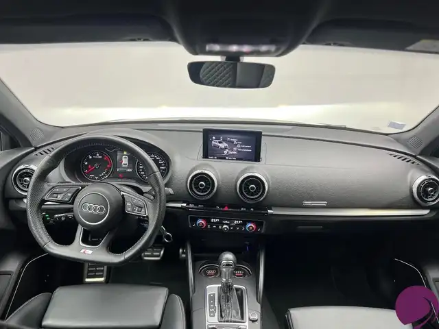 Audi A3 view 9