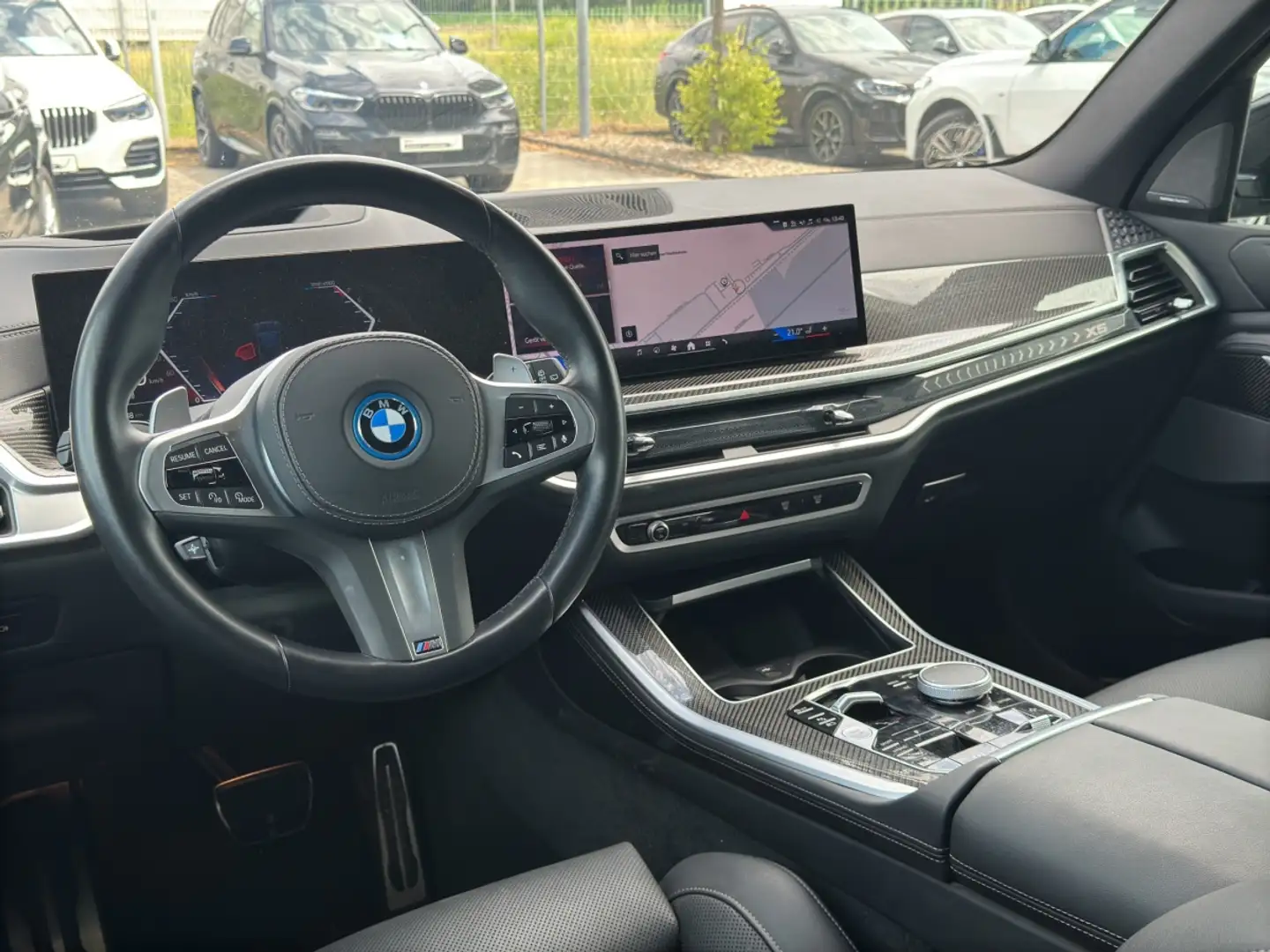BMW X5 xDrive50e M Sport AHK H&K  Ad.LED ACC 360° Schwarz - 2