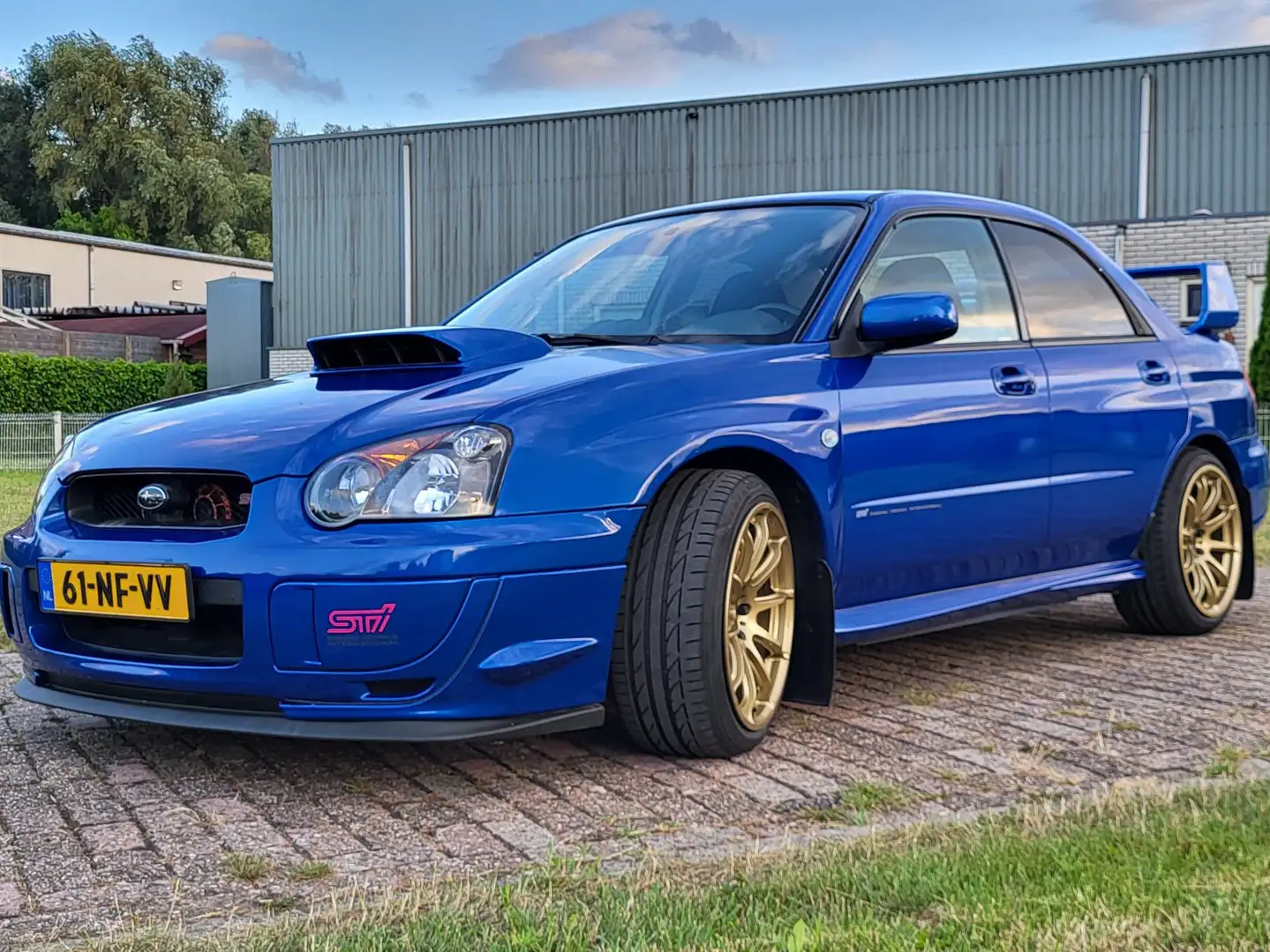 Subaru Impreza Impreza 2.0 WRX AWD STi Blauw - 1