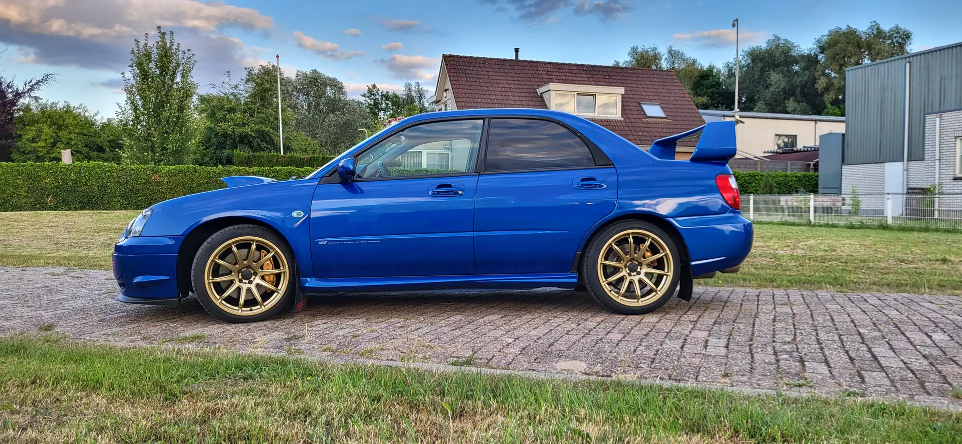 Subaru Impreza Impreza 2.0 WRX AWD STi Blauw - 2