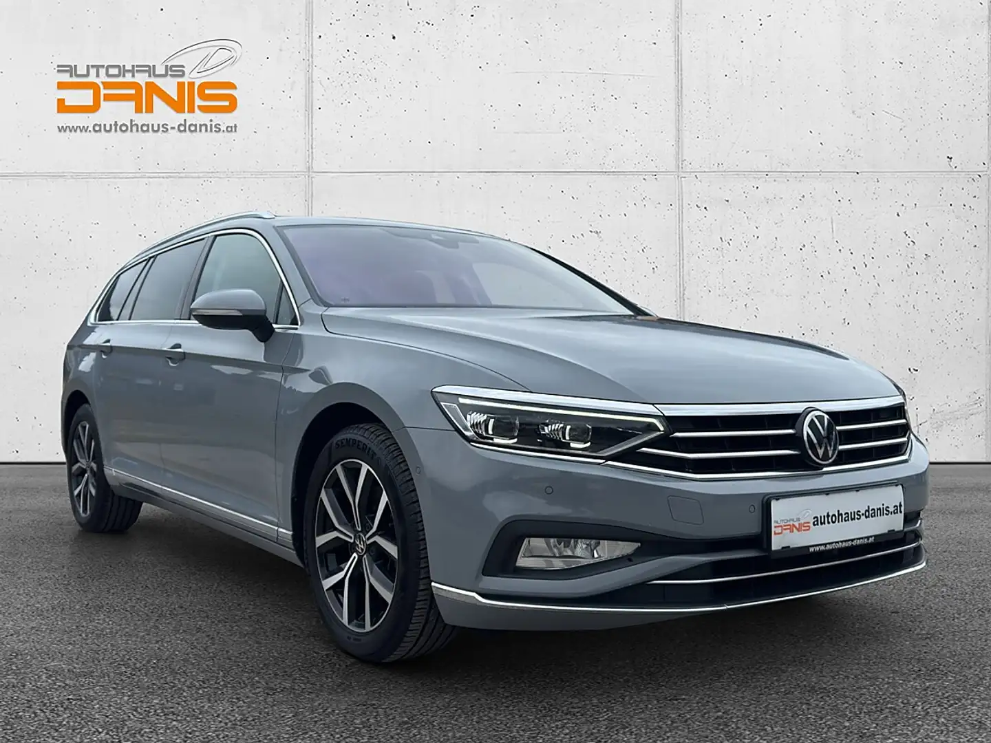 Volkswagen Passat Var. Eleg. 2,0 TDI DSG Matrix/NAVI/Kamera Grau - 2