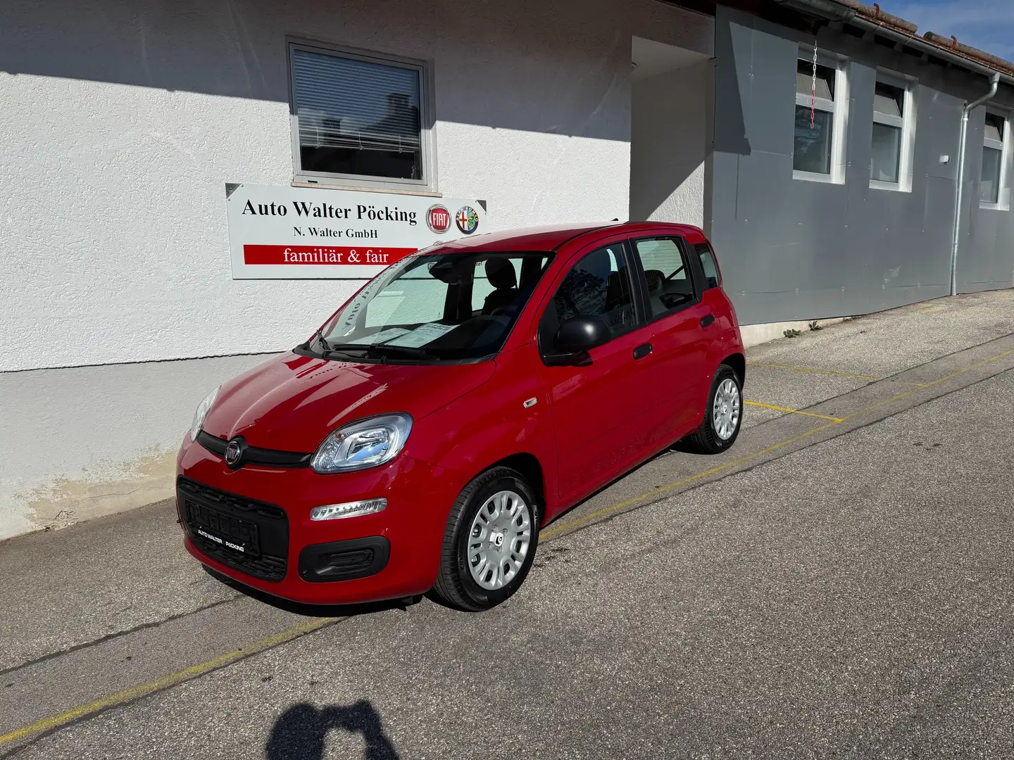 Fiat Panda Pandina 1.0 GSE Hybrid, KLima, 5 Sitzer, ESP, eFH Rot - 1