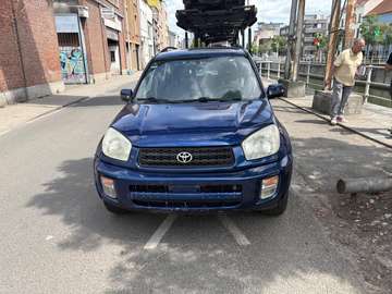 2.0i 16v essence