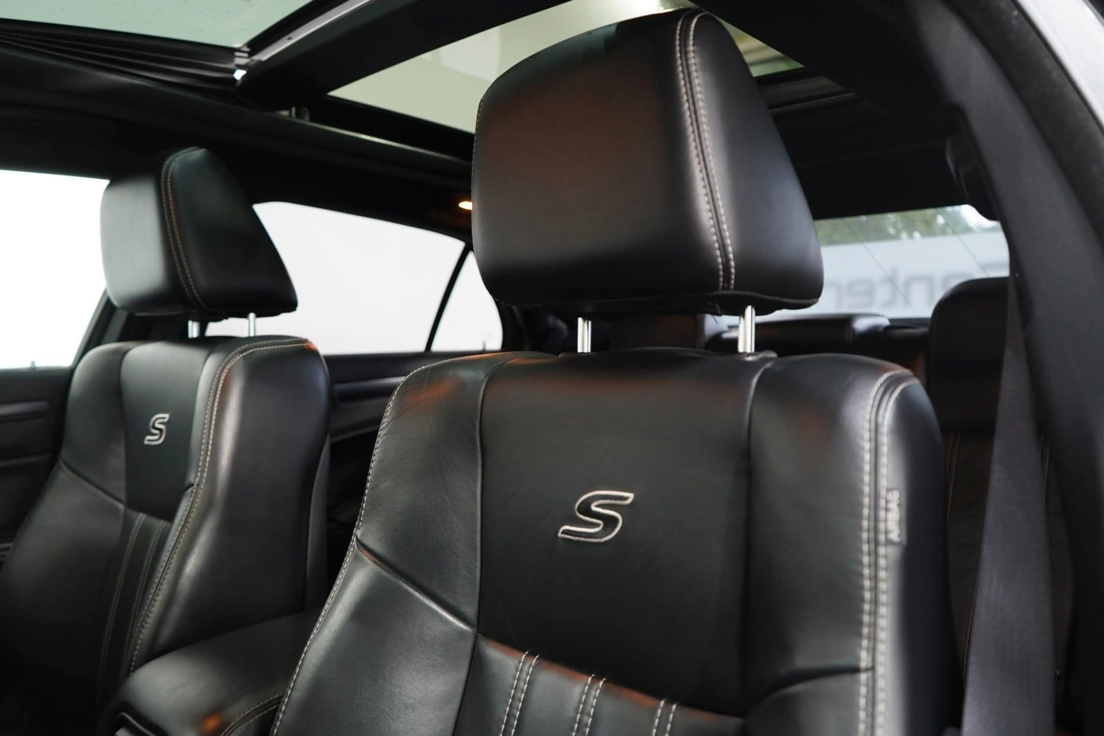 Chrysler 300C S Lim. *3.Hand*Unfallfrei*Kamera*Pano* — photo 9
