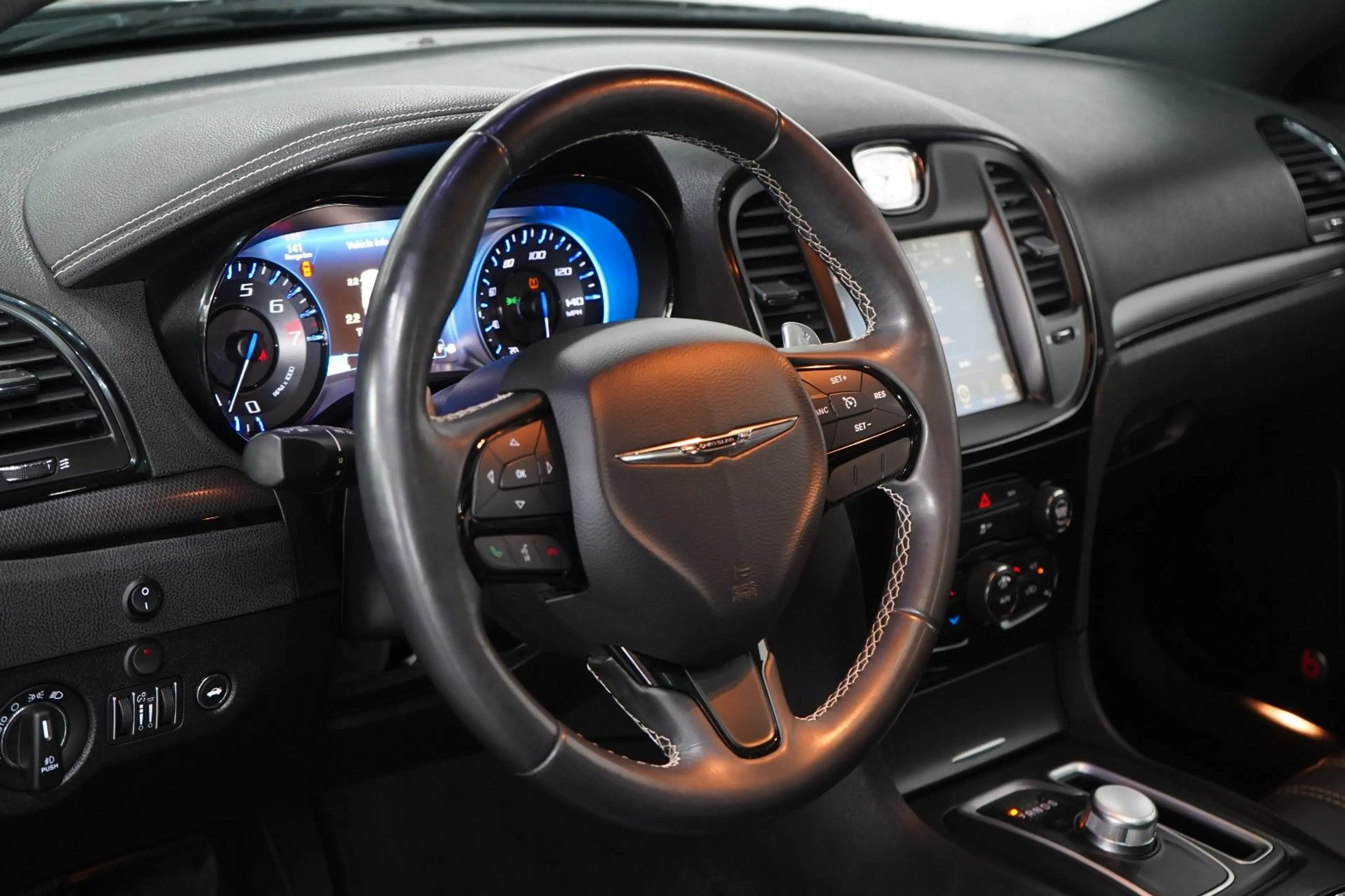 Chrysler 300C S Lim. *3.Hand*Unfallfrei*Kamera*Pano* — photo 7
