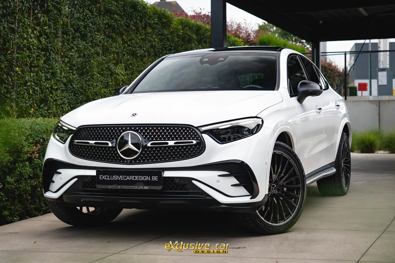 Mercedes-Benz GLC 300 e Coupé PHEV AMG Line/Pano/DigitalLight/Memory/ White - 1