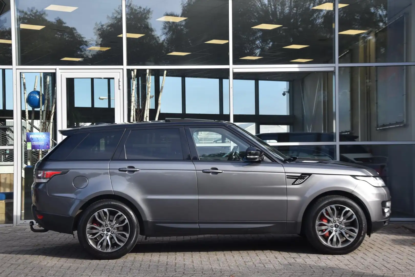 Land Rover Range Rover Sport 3.0 SDV6 HSE Dynamic Airco Leder Pano.dak Camera Grijs - 2