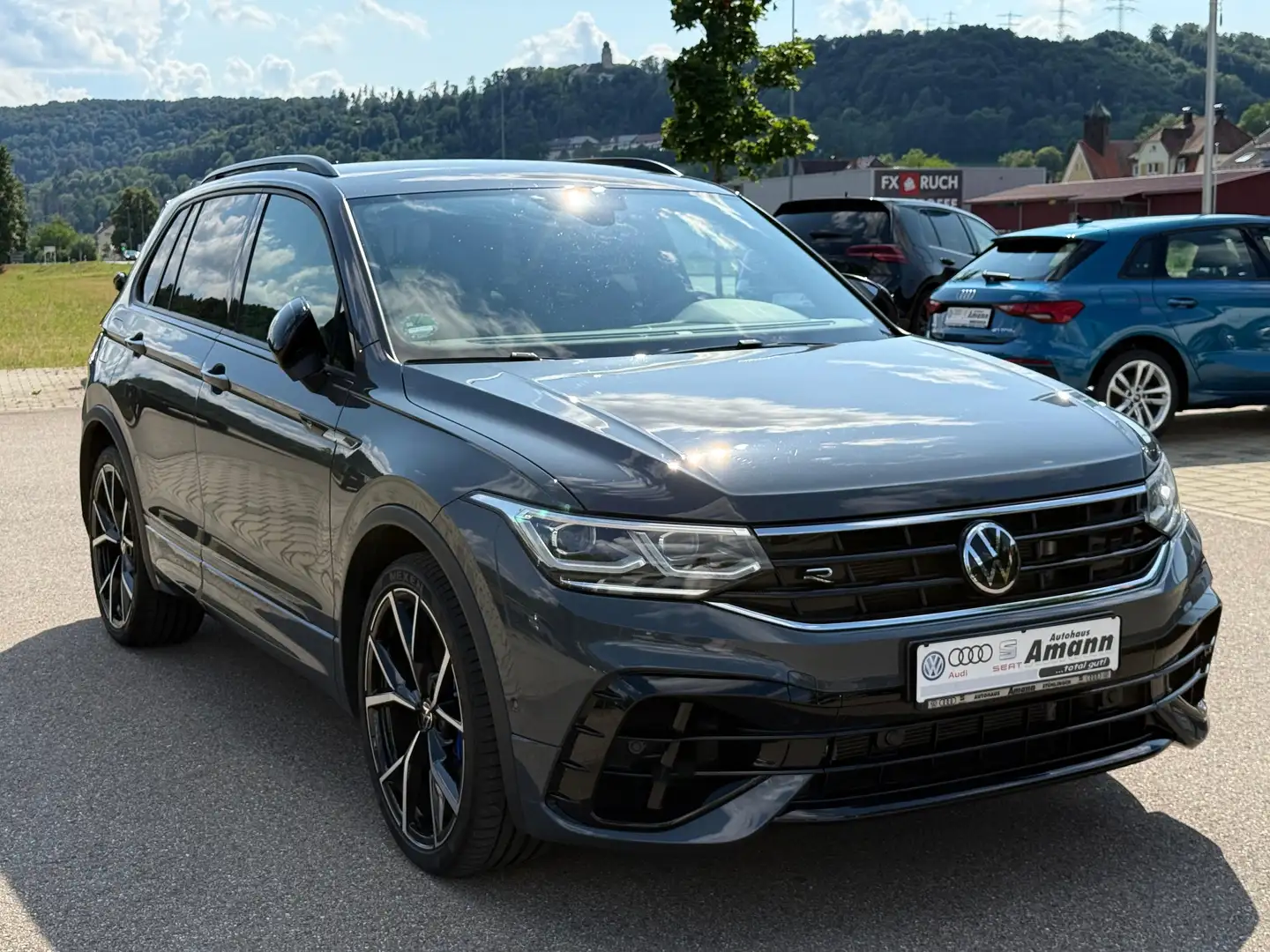 Volkswagen Tiguan R 2.0 TSI 4Motion DCC*ACC*Matrix-LED*Black Style* Grau - 1