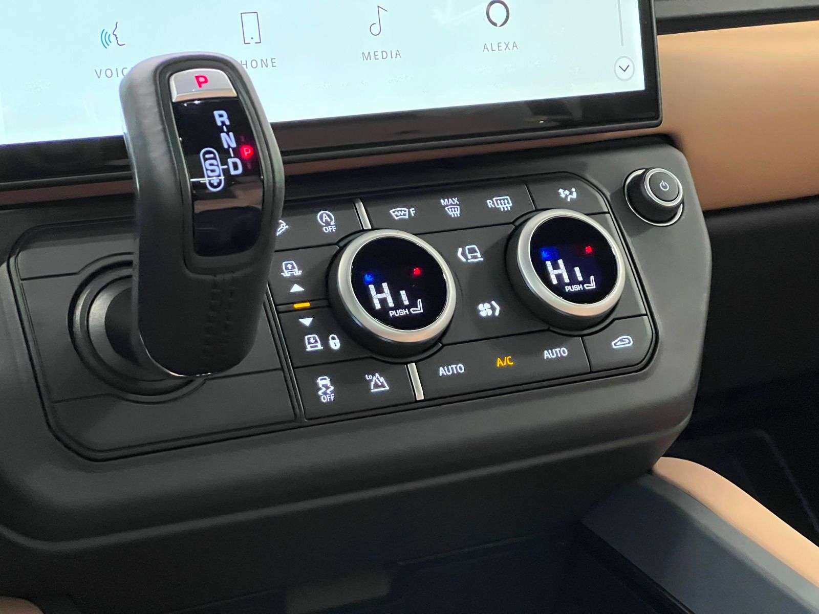 2026 Land Rover Defender 110 P400 X-DYNAMIC SE thumb 19