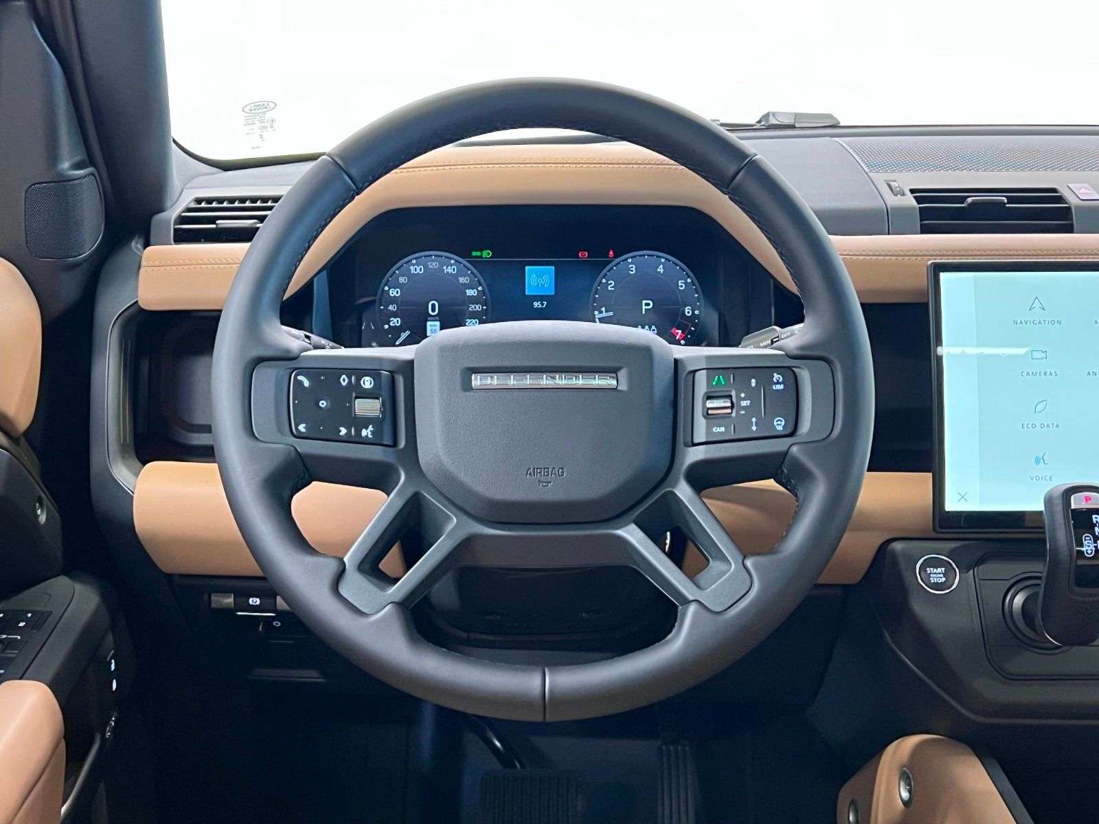 2026 Land Rover Defender 110 P400 X-DYNAMIC SE thumb 16