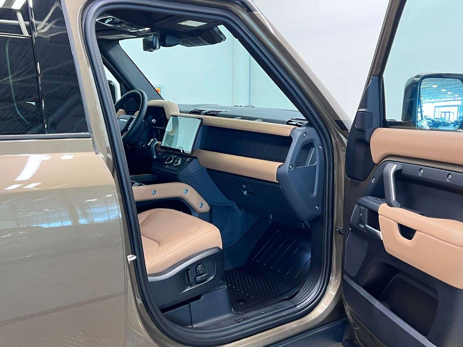 2026 Land Rover Defender 110 P400 X-DYNAMIC SE thumb 26