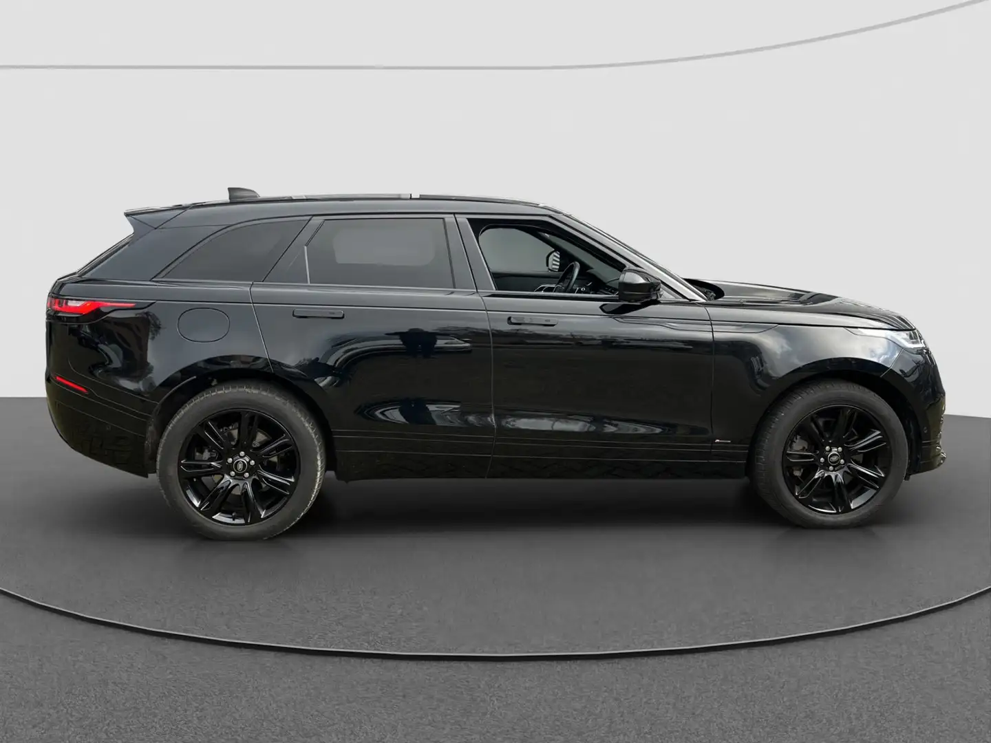 Land Rover Range Rover Velar 2.0 P400e R-Dynamic SE | Trekhaak | 360 Cam | Meri Schwarz - 2