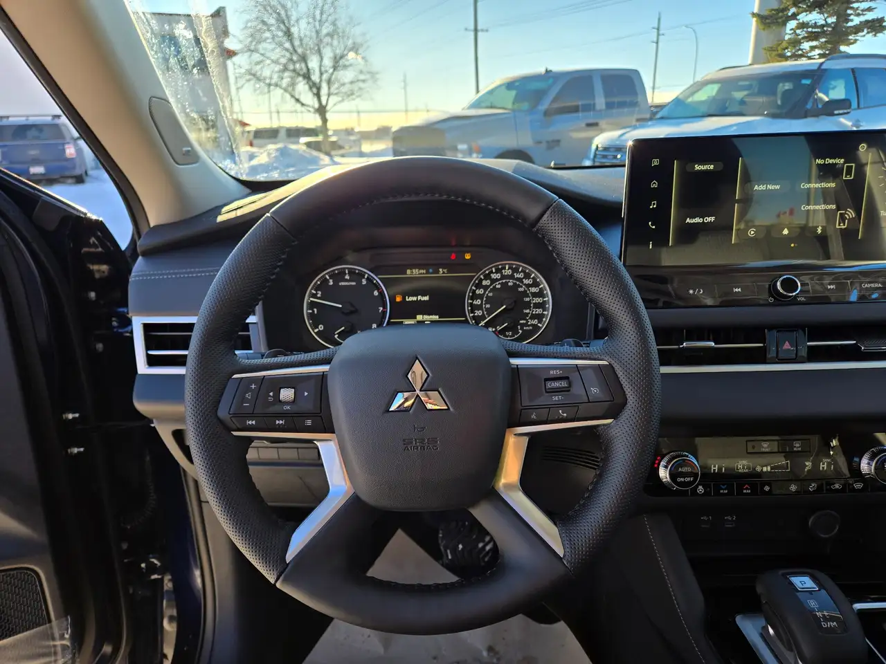 Mitsubishi Outlander снимка Mitsubishi Outlander